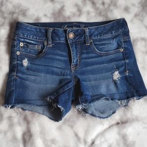 Womens American eagle jean shorts size 4